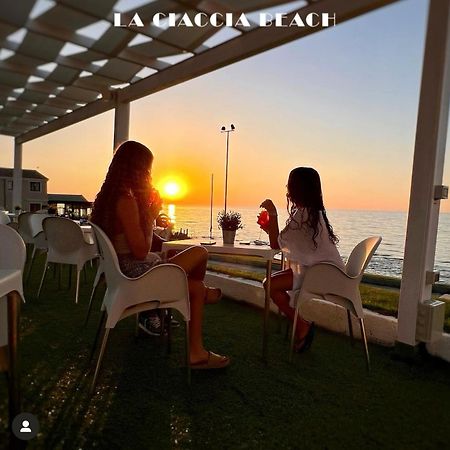 Apartment Tramonto Sea-Front Valledoria  Buitenkant foto