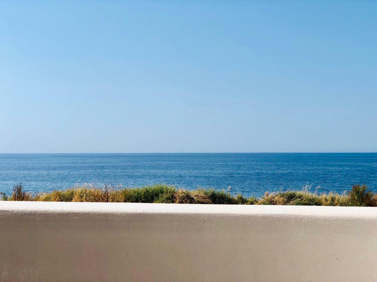 Apartment Tramonto Sea-Front Valledoria  Buitenkant foto