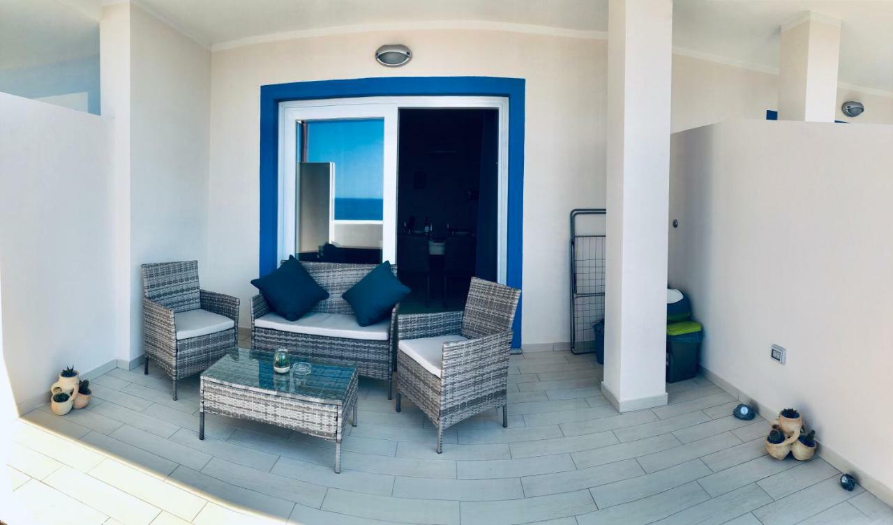 Apartment Tramonto Sea-Front Valledoria  Buitenkant foto