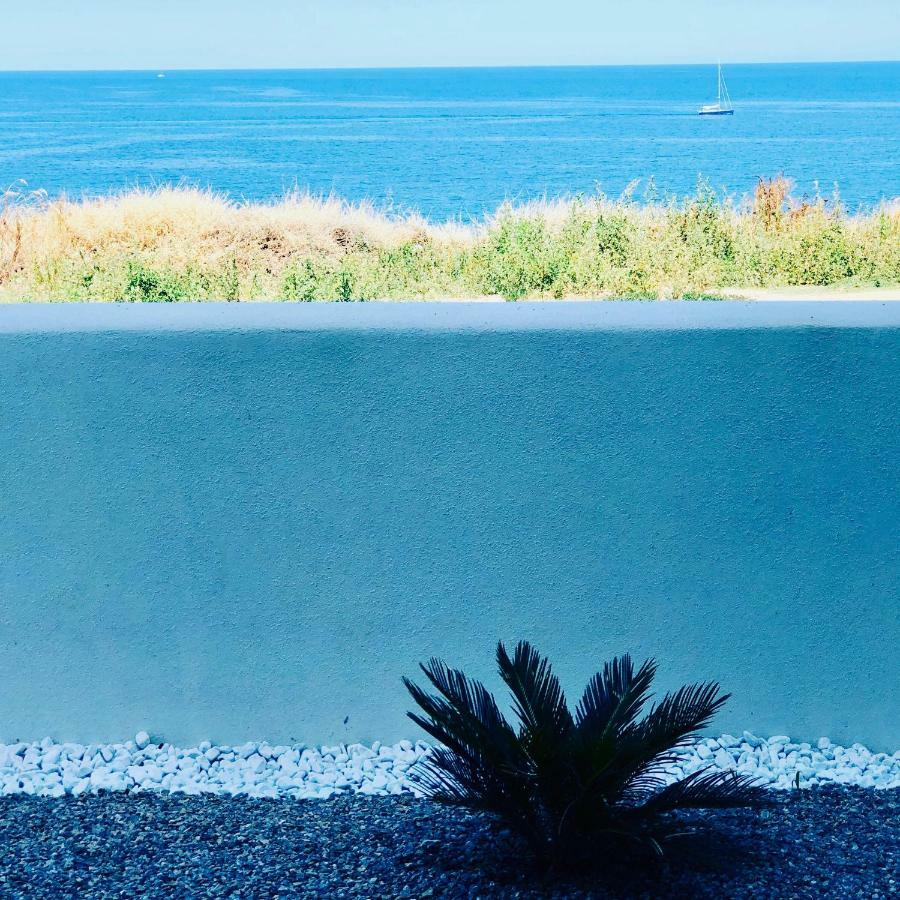 Apartment Tramonto Sea-Front Valledoria  Buitenkant foto